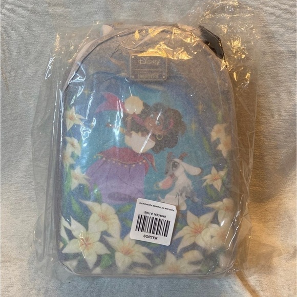 NWT Loungefly & Disney's The Hunchback of Notre Dame Esmerelda Backpack - Picture 2 of 6